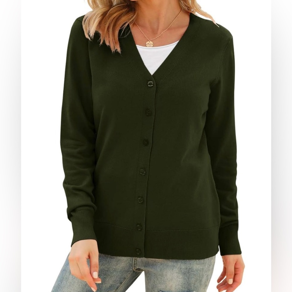 Dark Green Cozy Button-Up Cardigan
